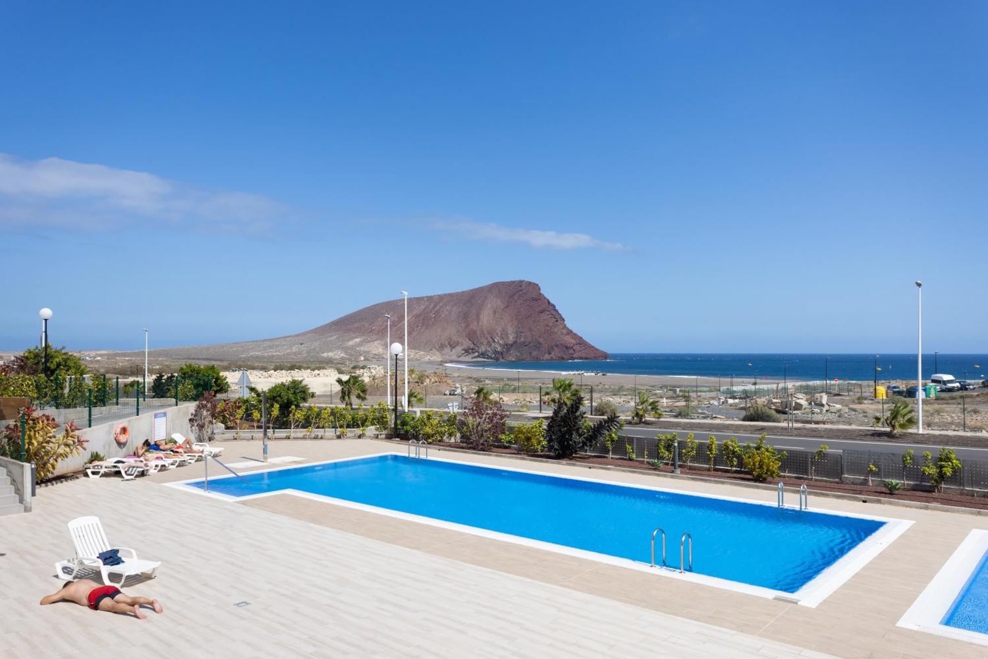 Home2Book Stylish & Relax Attic La Tejita, Pool Exterior foto